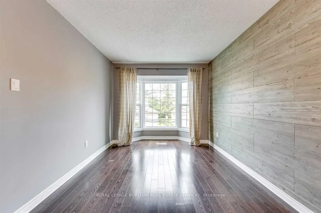2272 Mowat Avenue, #68