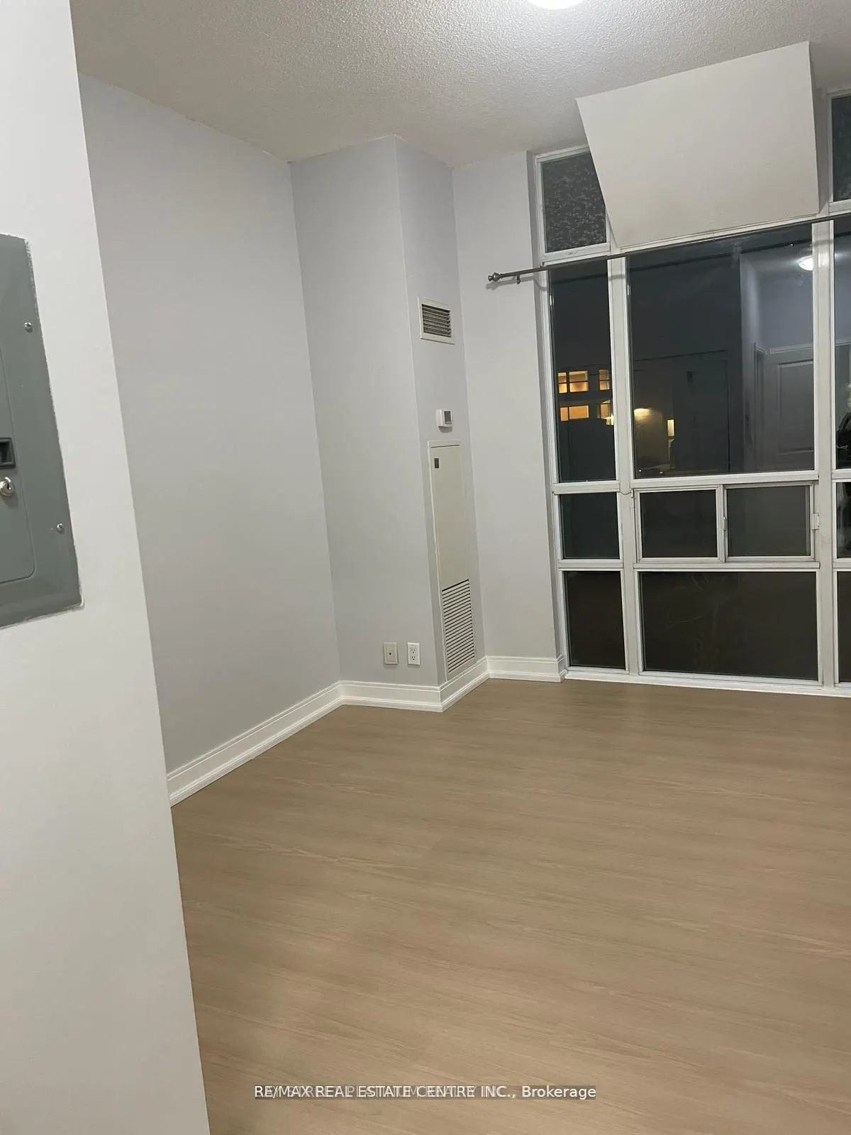 80 Absolute Avenue, #103
