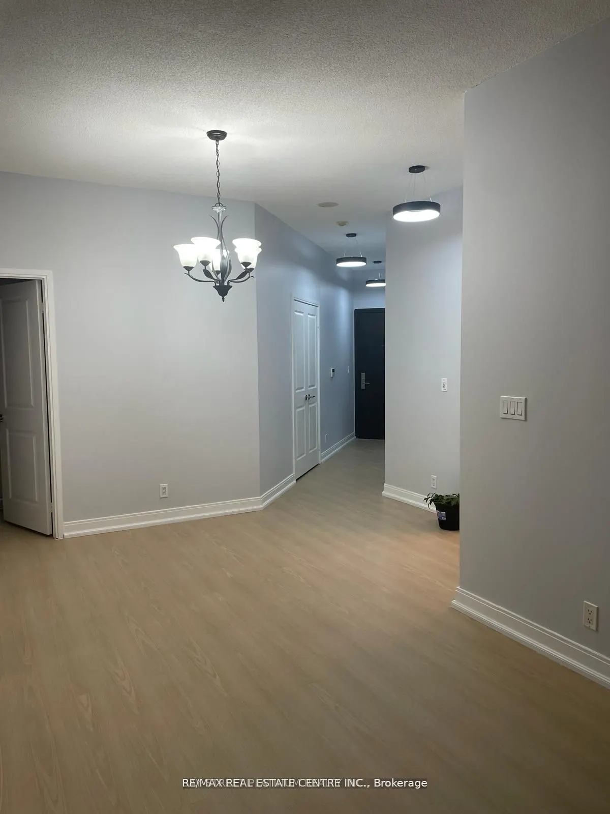 80 Absolute Avenue, #103