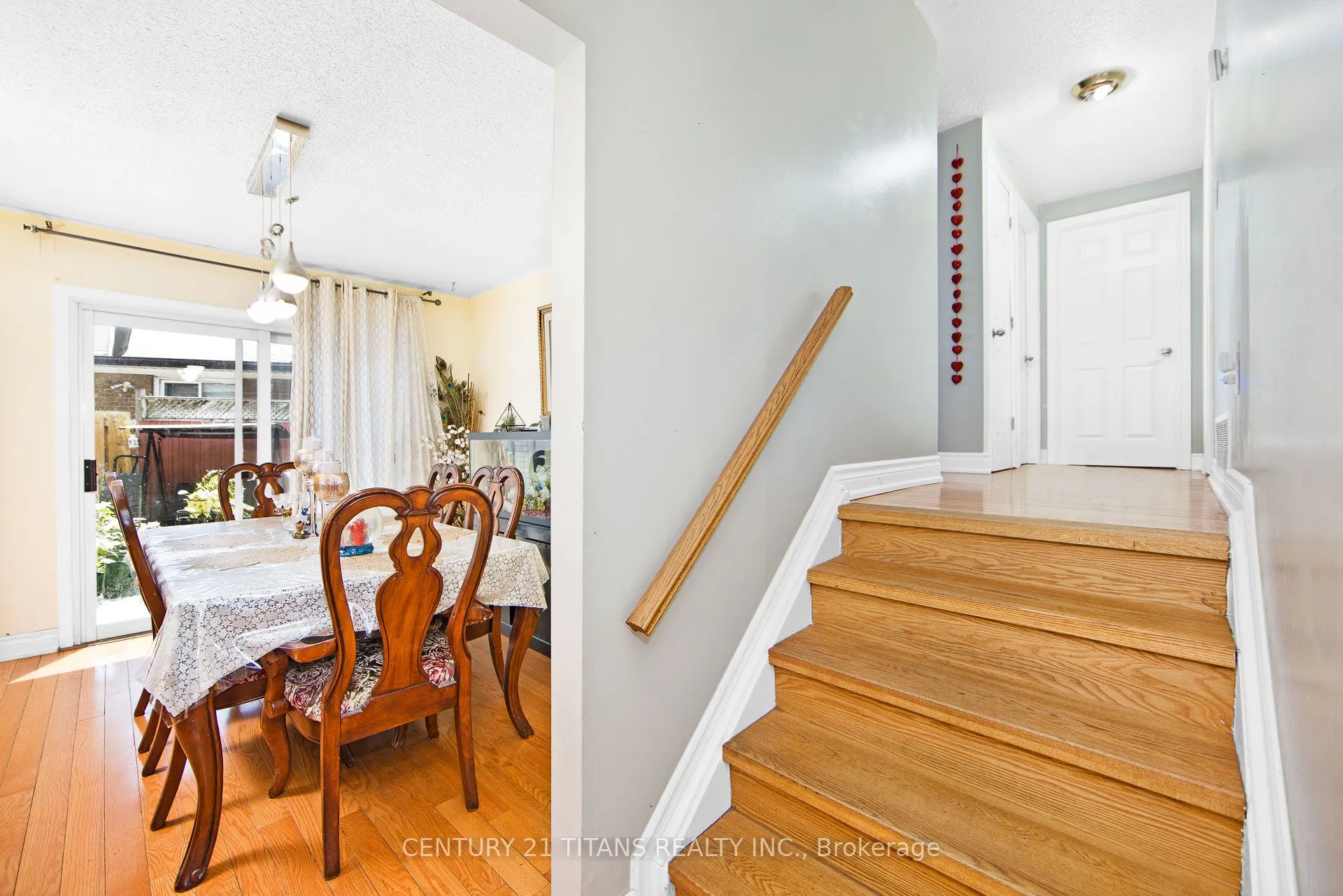 7606 Netherwood Road