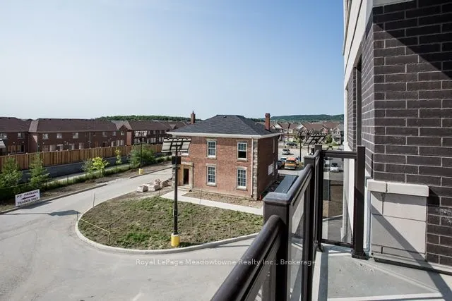 33 Whitmer Street, #309