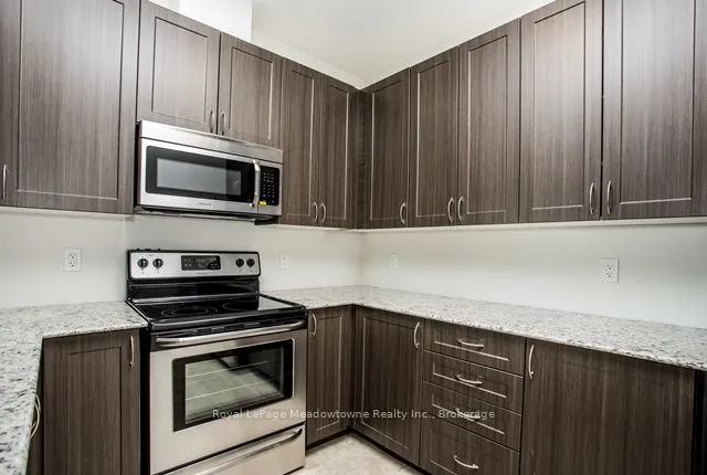 33 Whitmer Street, #309