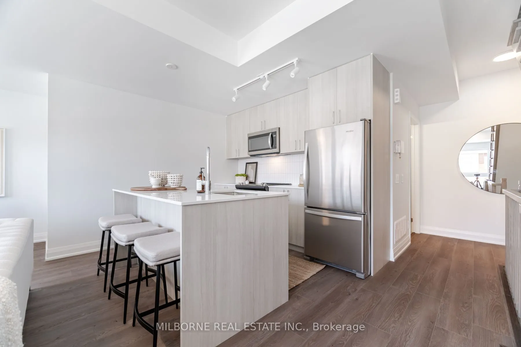 290 Ironside Drive N, #24