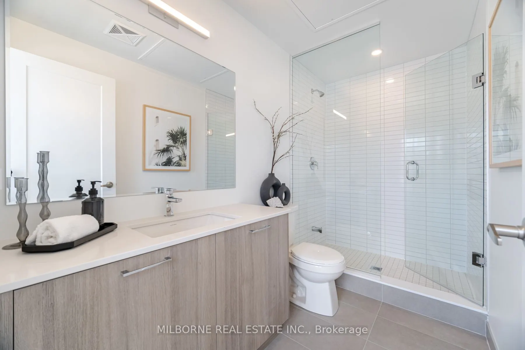 290 Ironside Drive N, #24