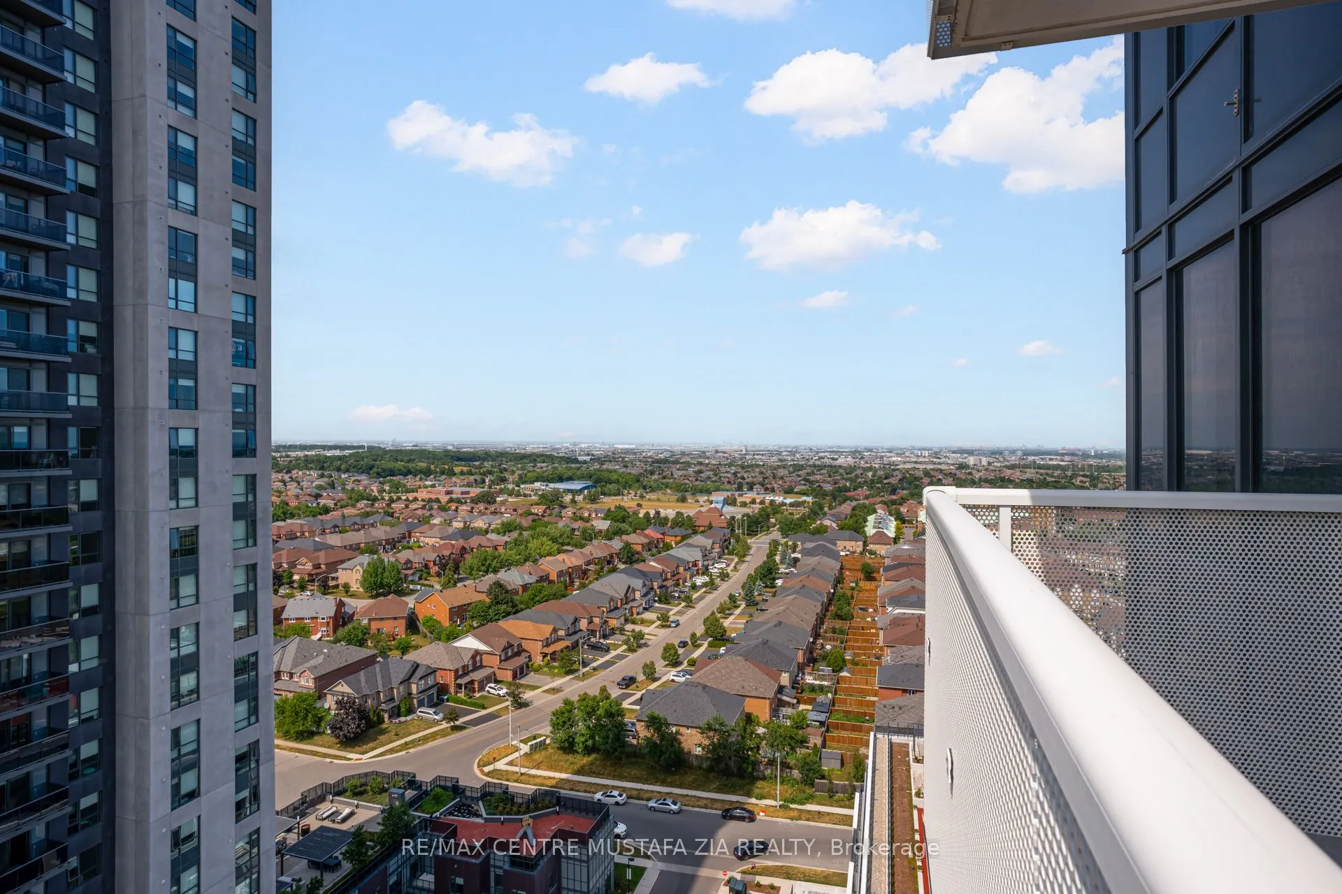 5105 Hurontario Street, #1811