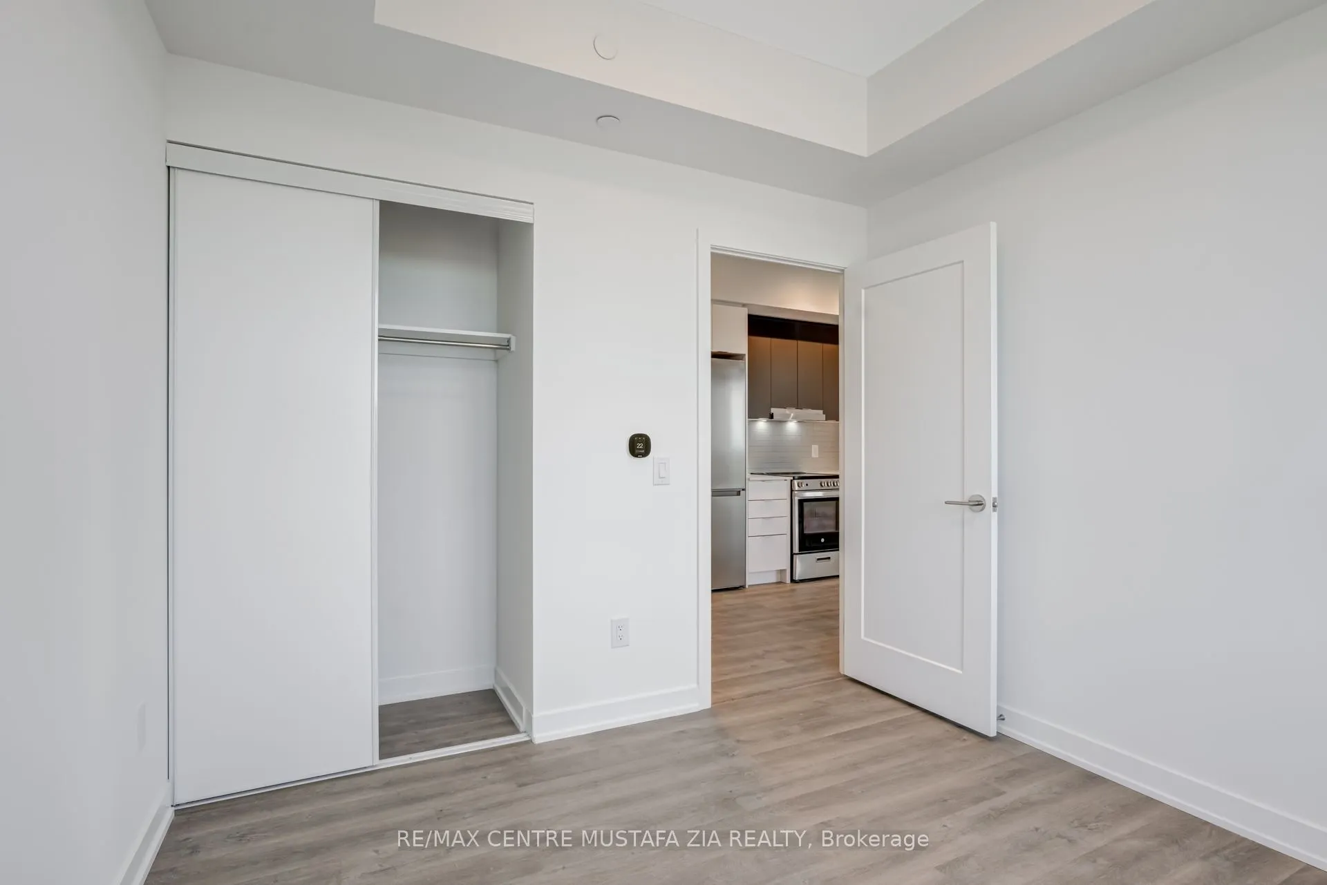 5105 Hurontario Street, #1811
