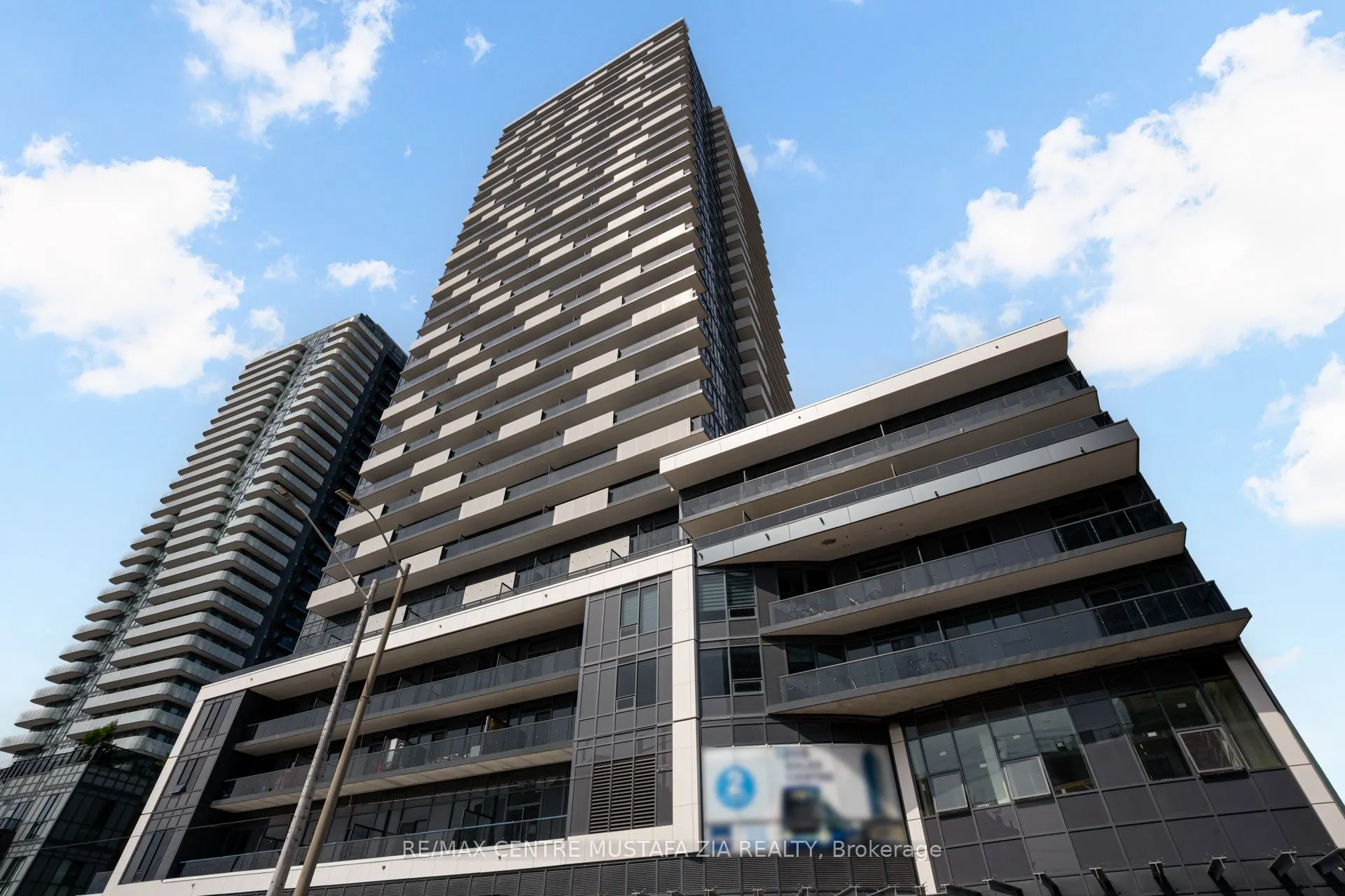 5105 Hurontario Street, #1811