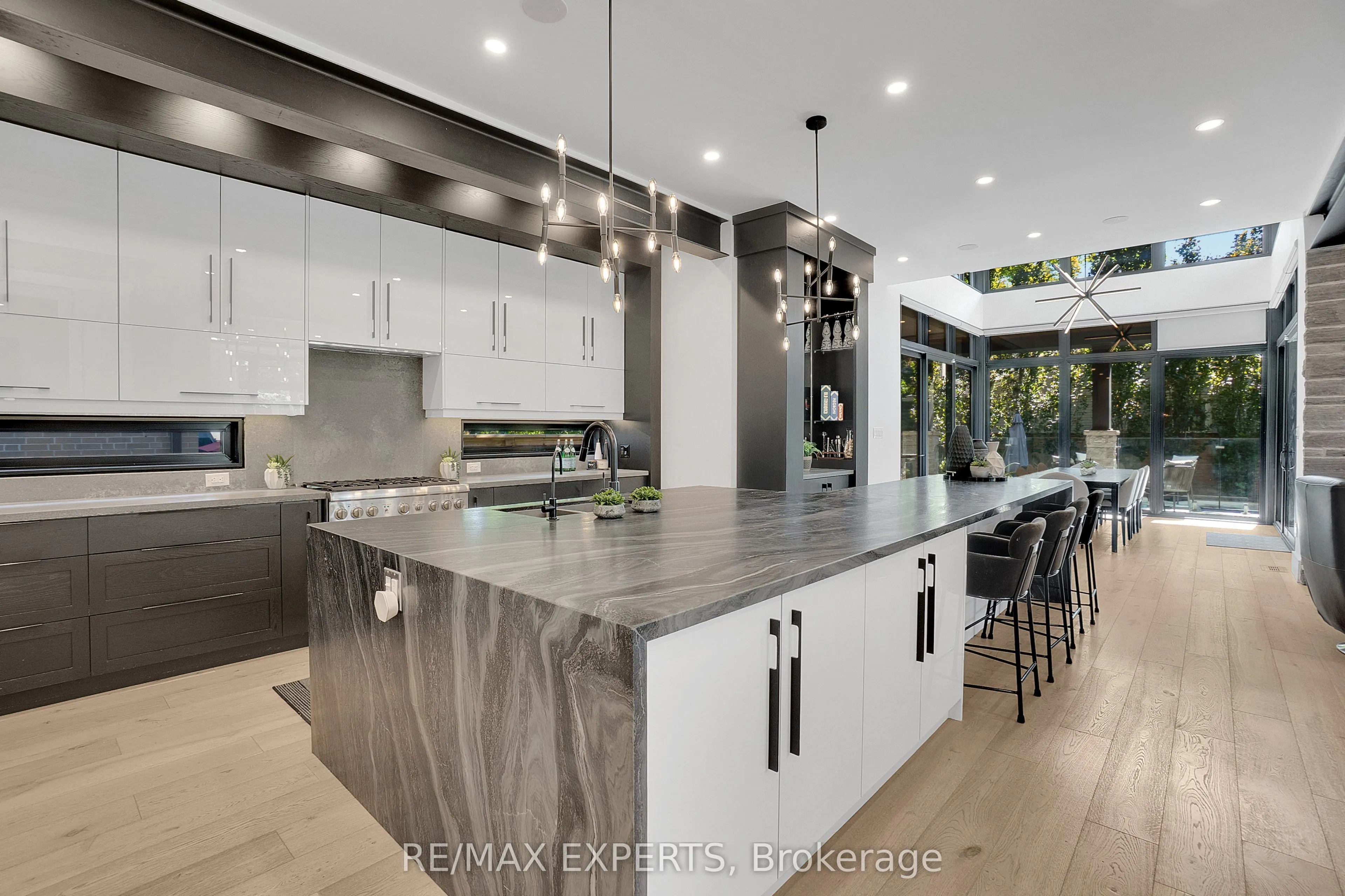 7 Woodvalley Drive