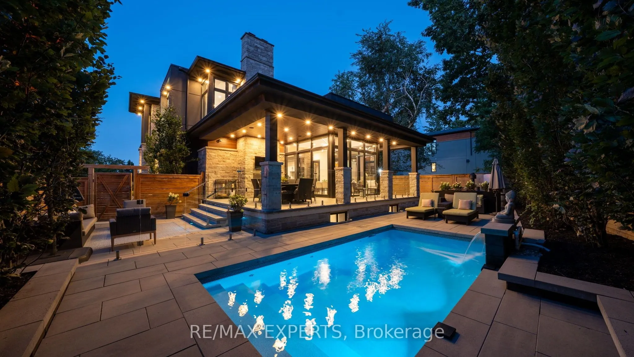 7 Woodvalley Drive