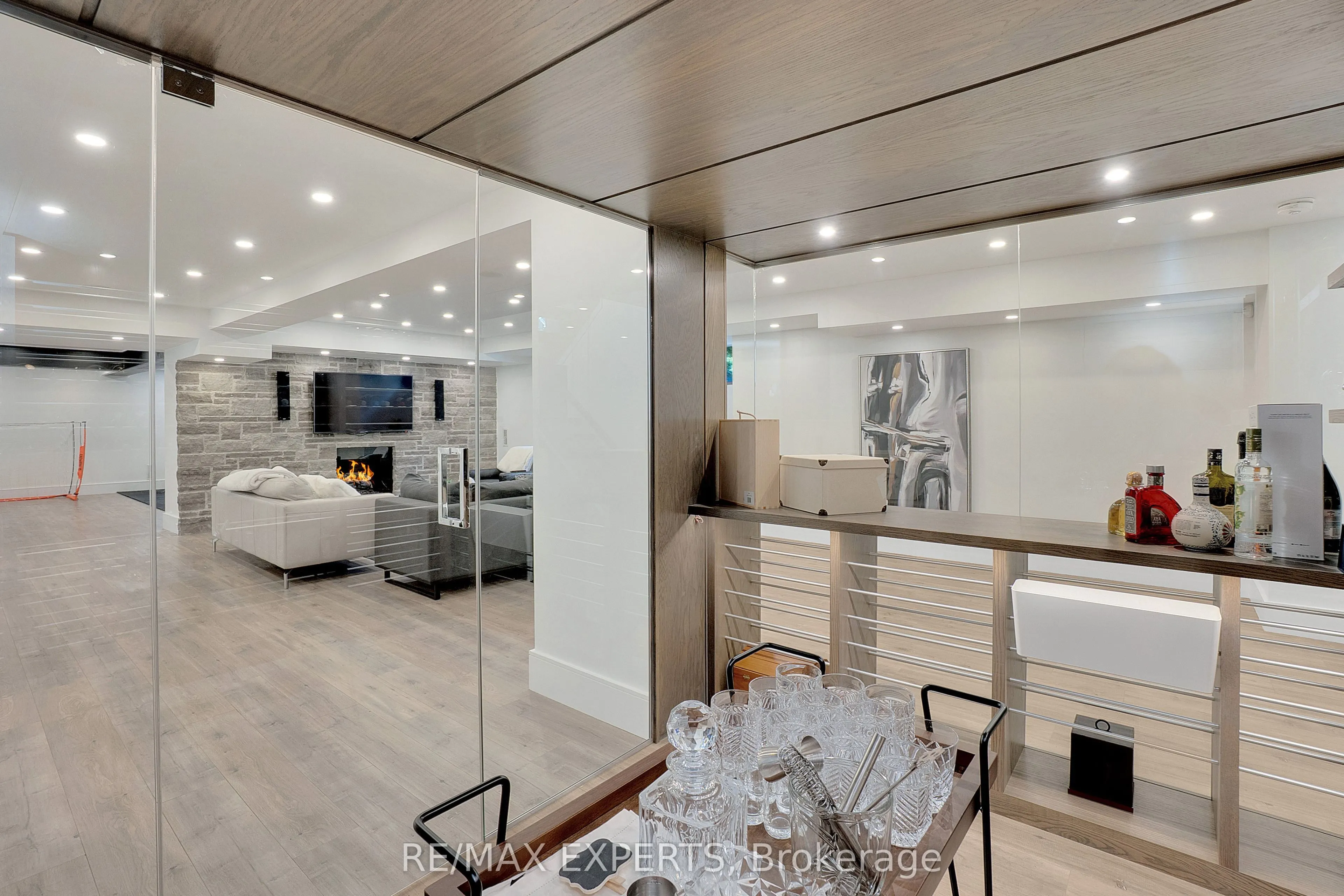 7 Woodvalley Drive