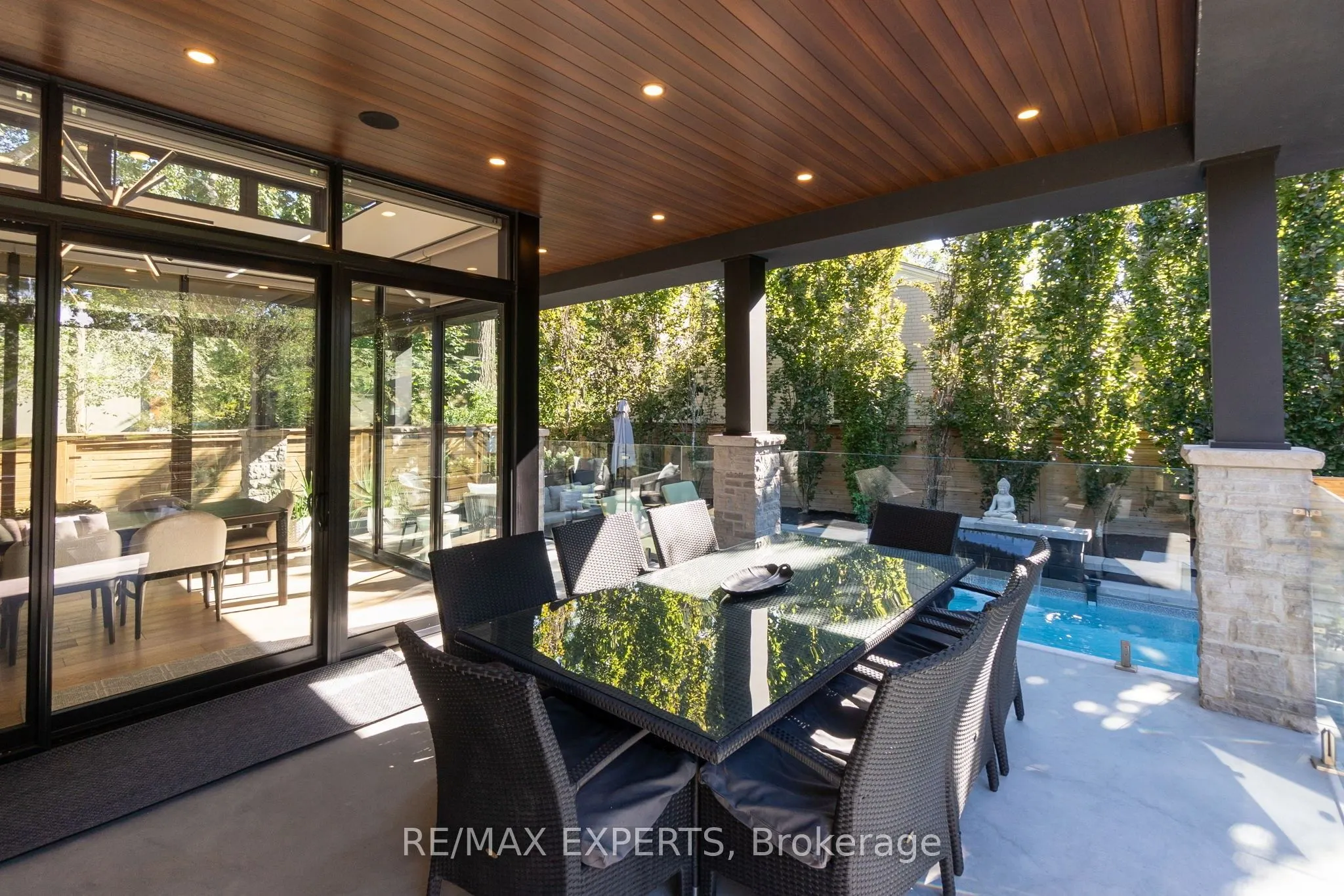 7 Woodvalley Drive