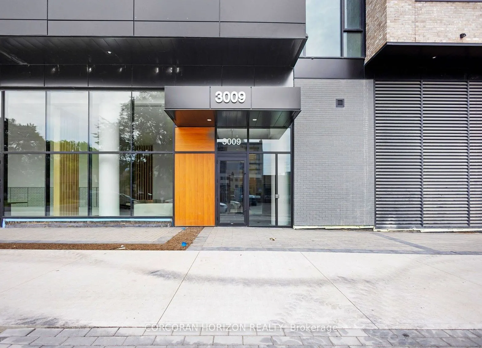 3009 Novar Road, #612