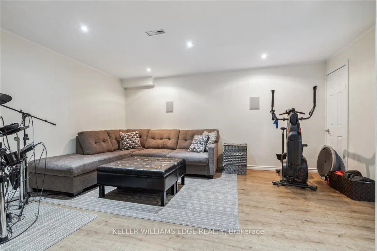 2301 Cavendish Drive, #150