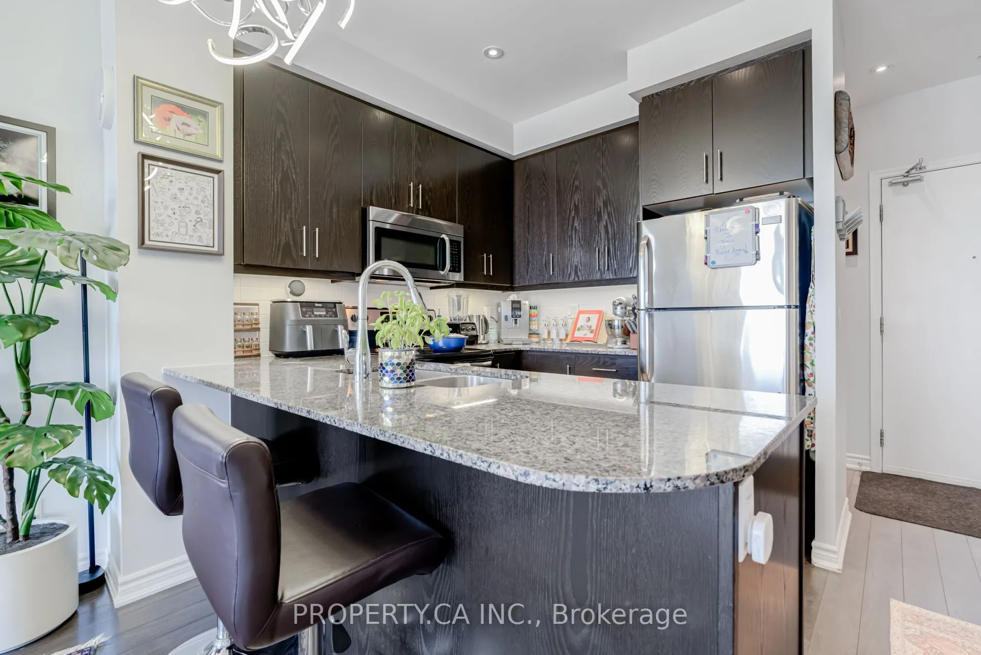 15 James Finlay Way, #1111
