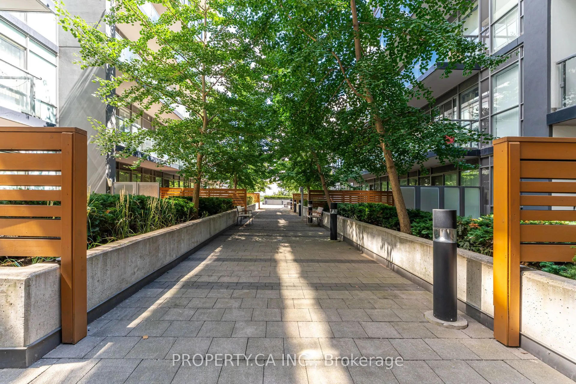 15 James Finlay Way, #1111