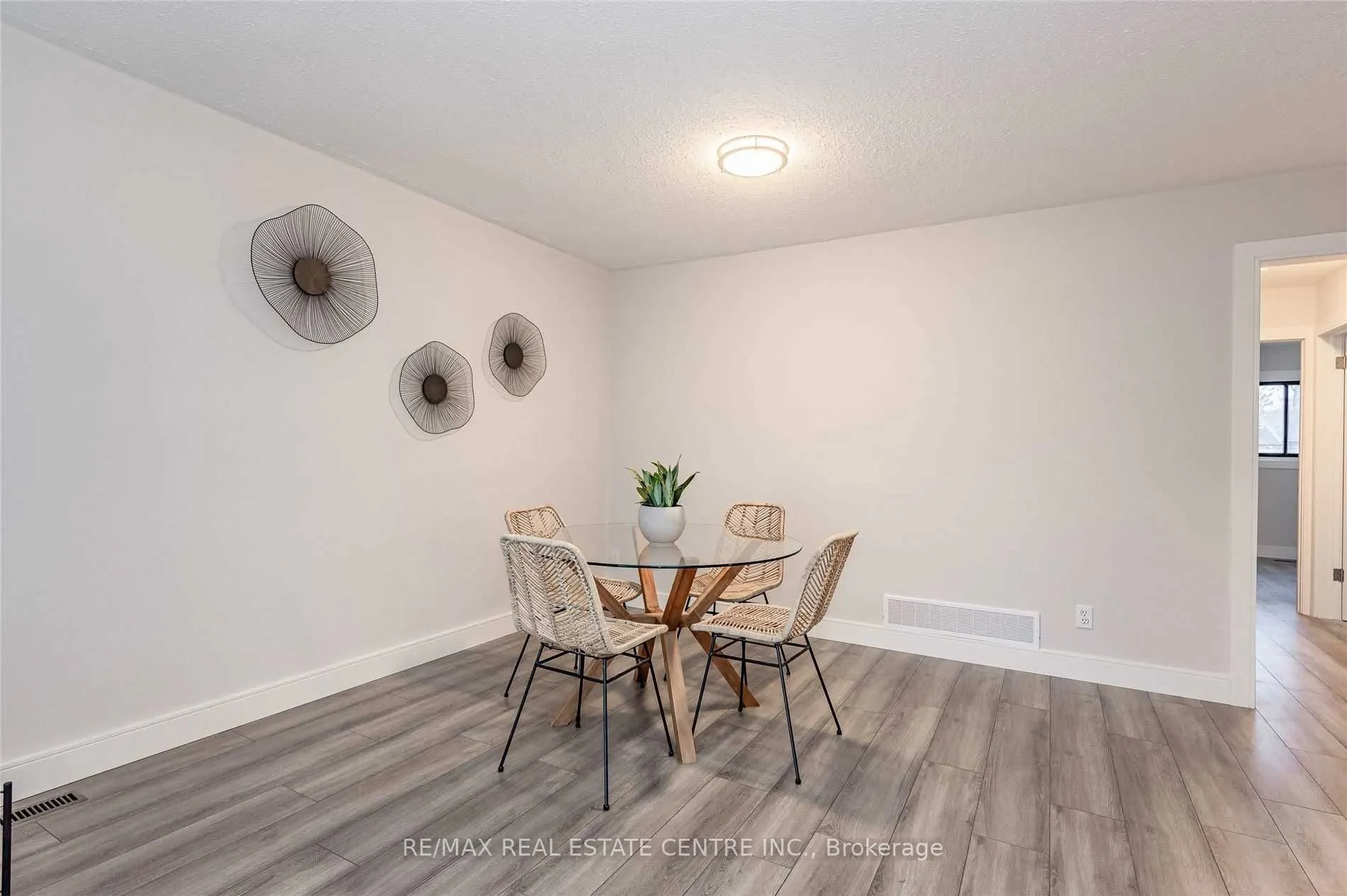 2896 Arvida Circle