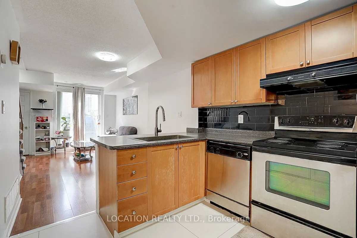 75 Turntable Crescent, #124