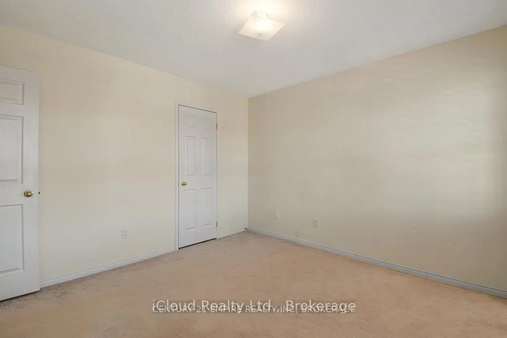 237 Valleyway Drive, #Upper