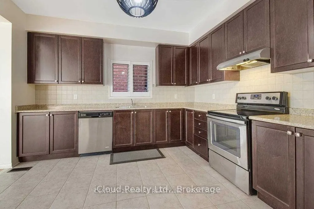 237 Valleyway Drive, #Upper