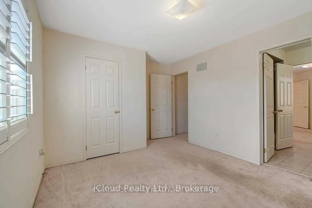 237 Valleyway Drive, #Upper