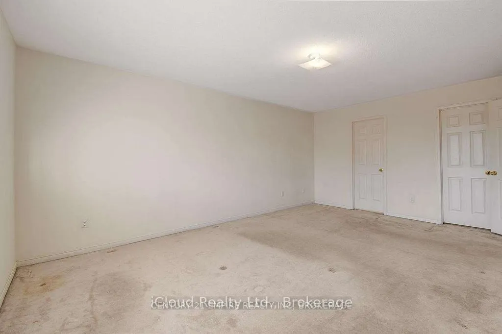 237 Valleyway Drive, #Upper