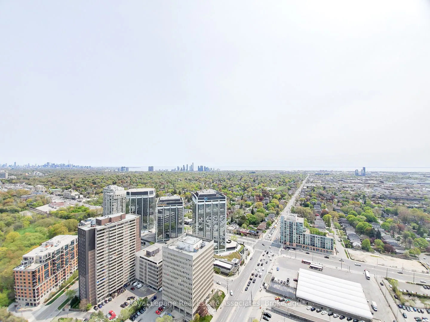 5 Mabelle Avenue, #4028