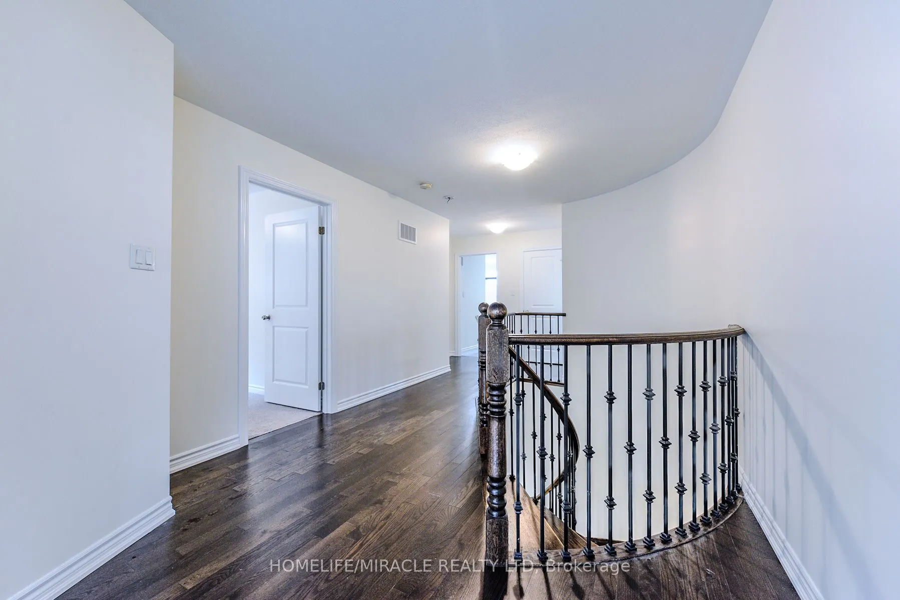 61 Bucksaw Street