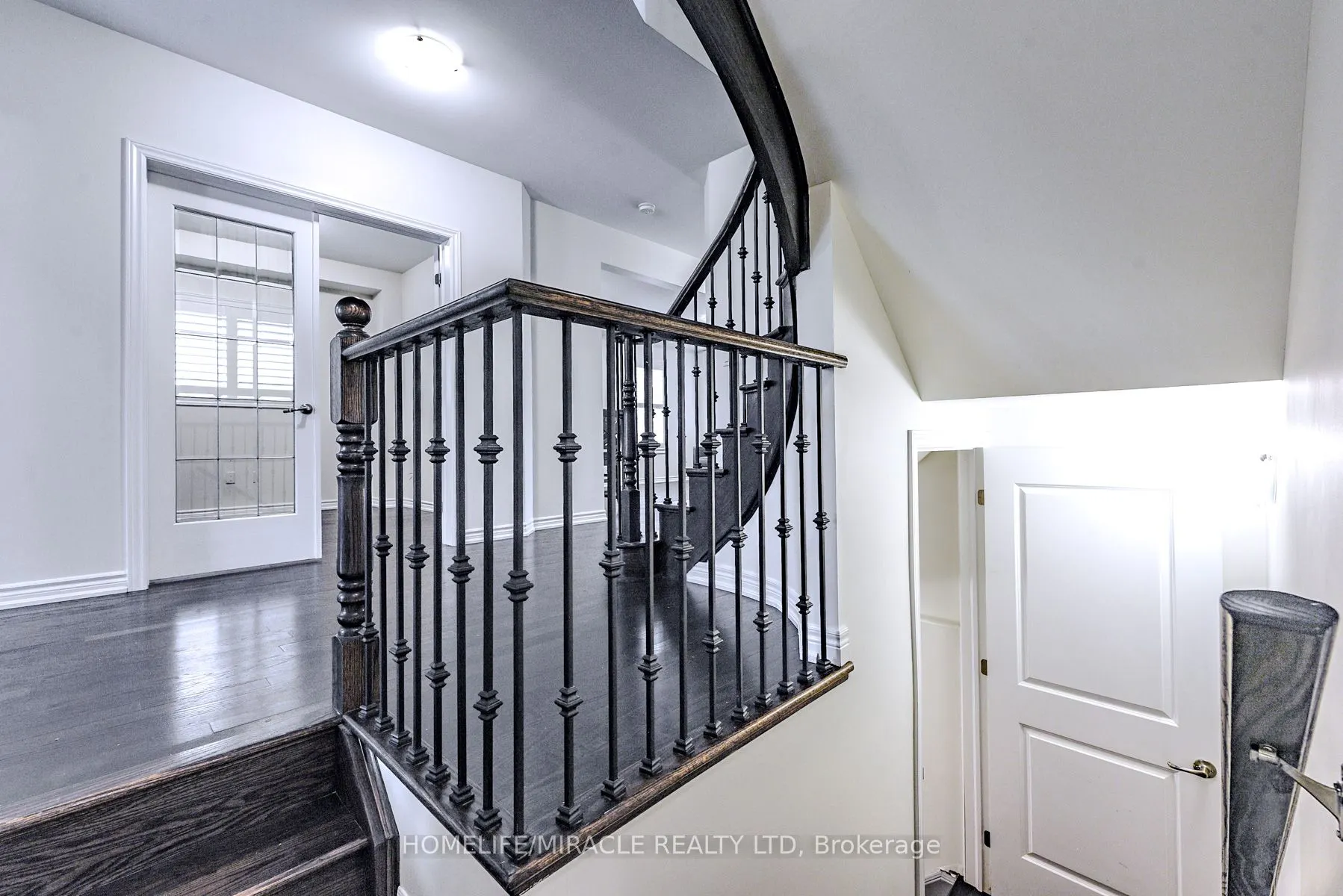 61 Bucksaw Street