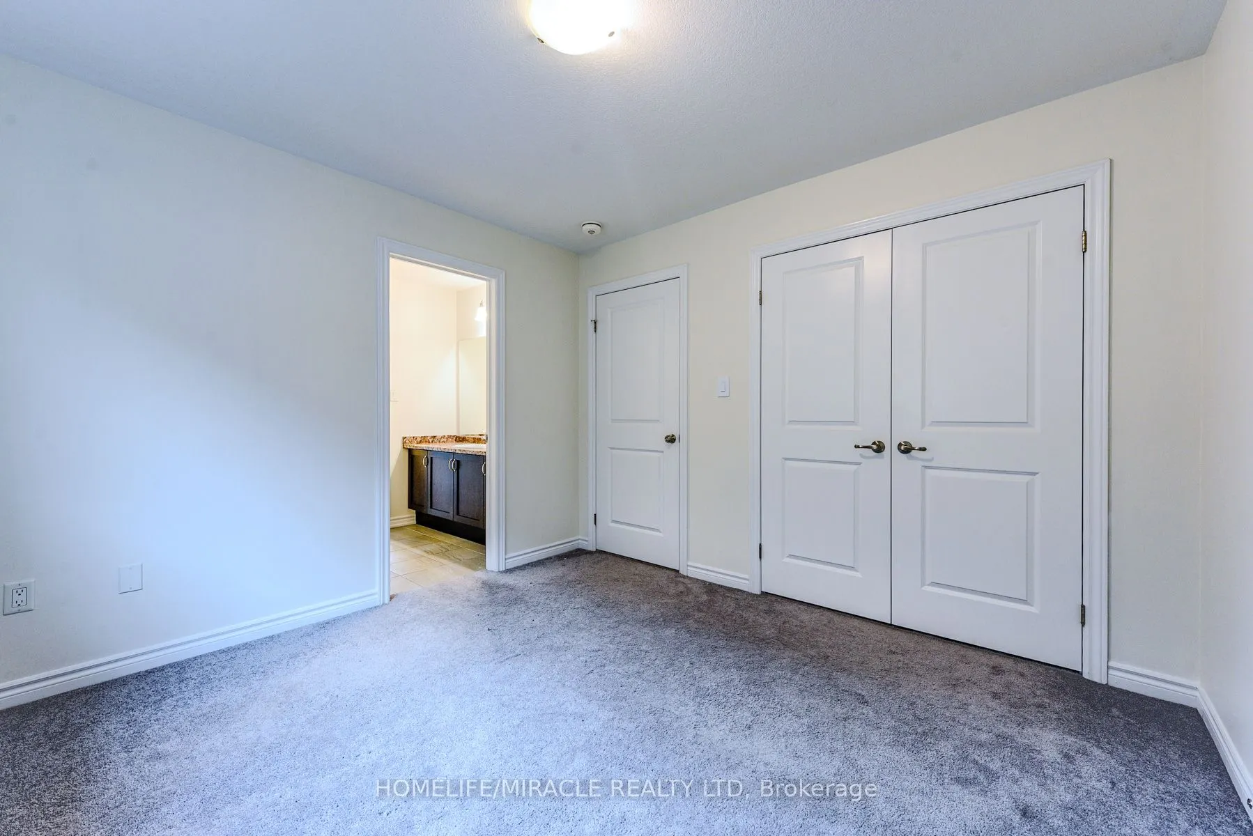 61 Bucksaw Street
