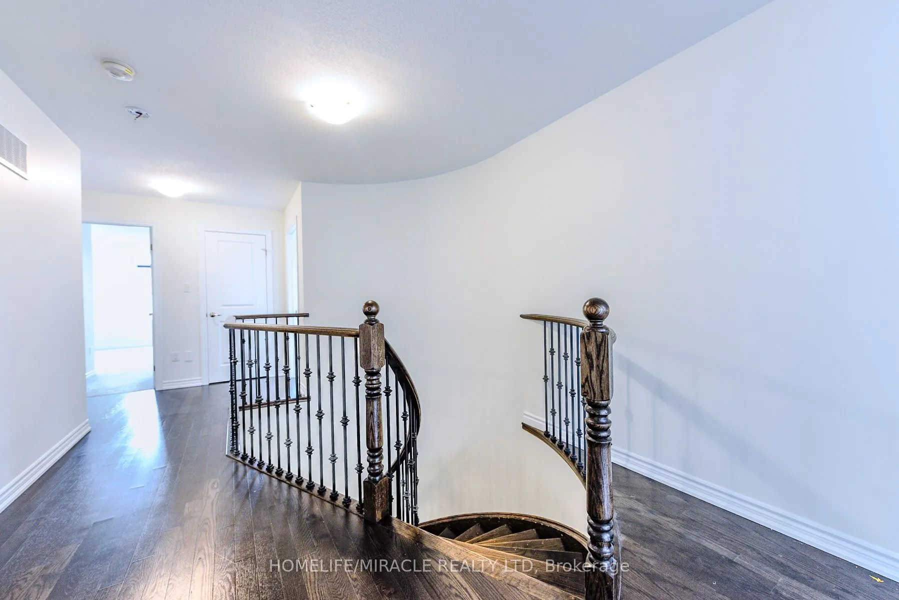 61 Bucksaw Street