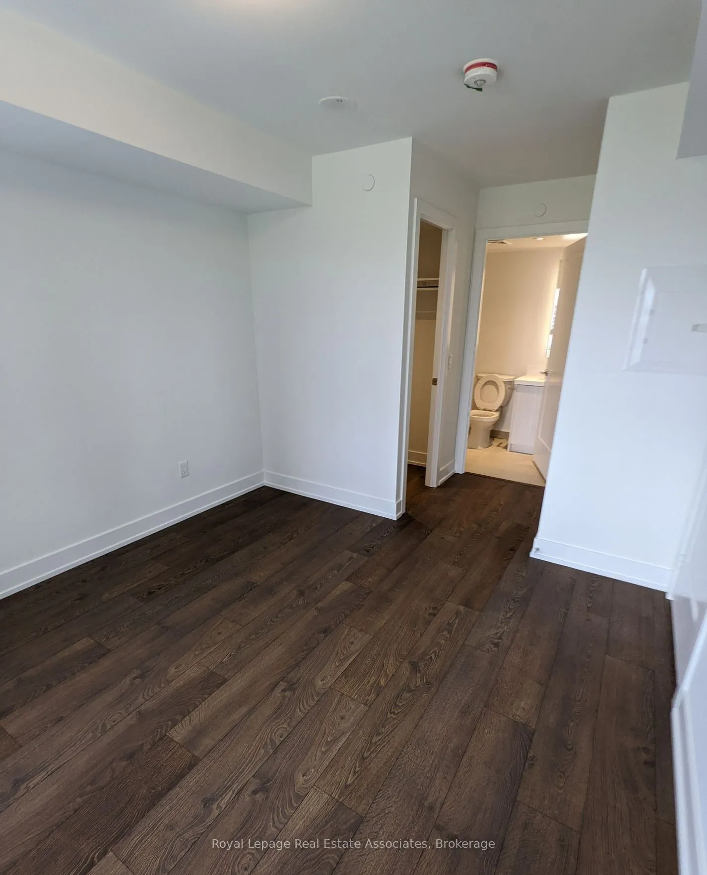 5 Mabelle Avenue, #333