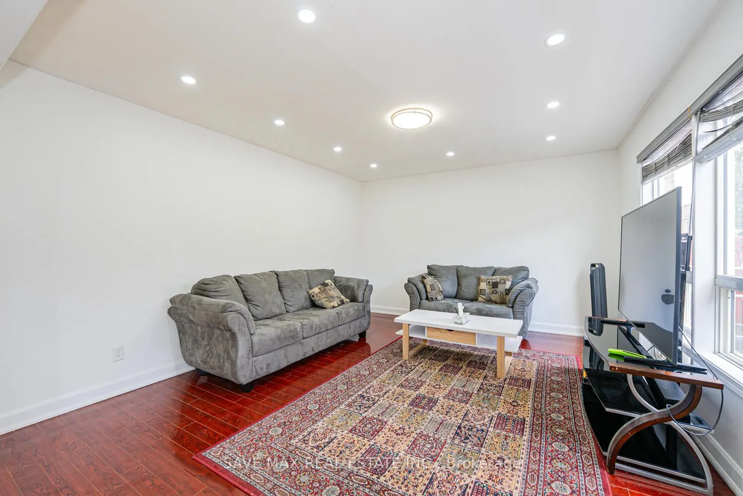 3 Gander Crescent