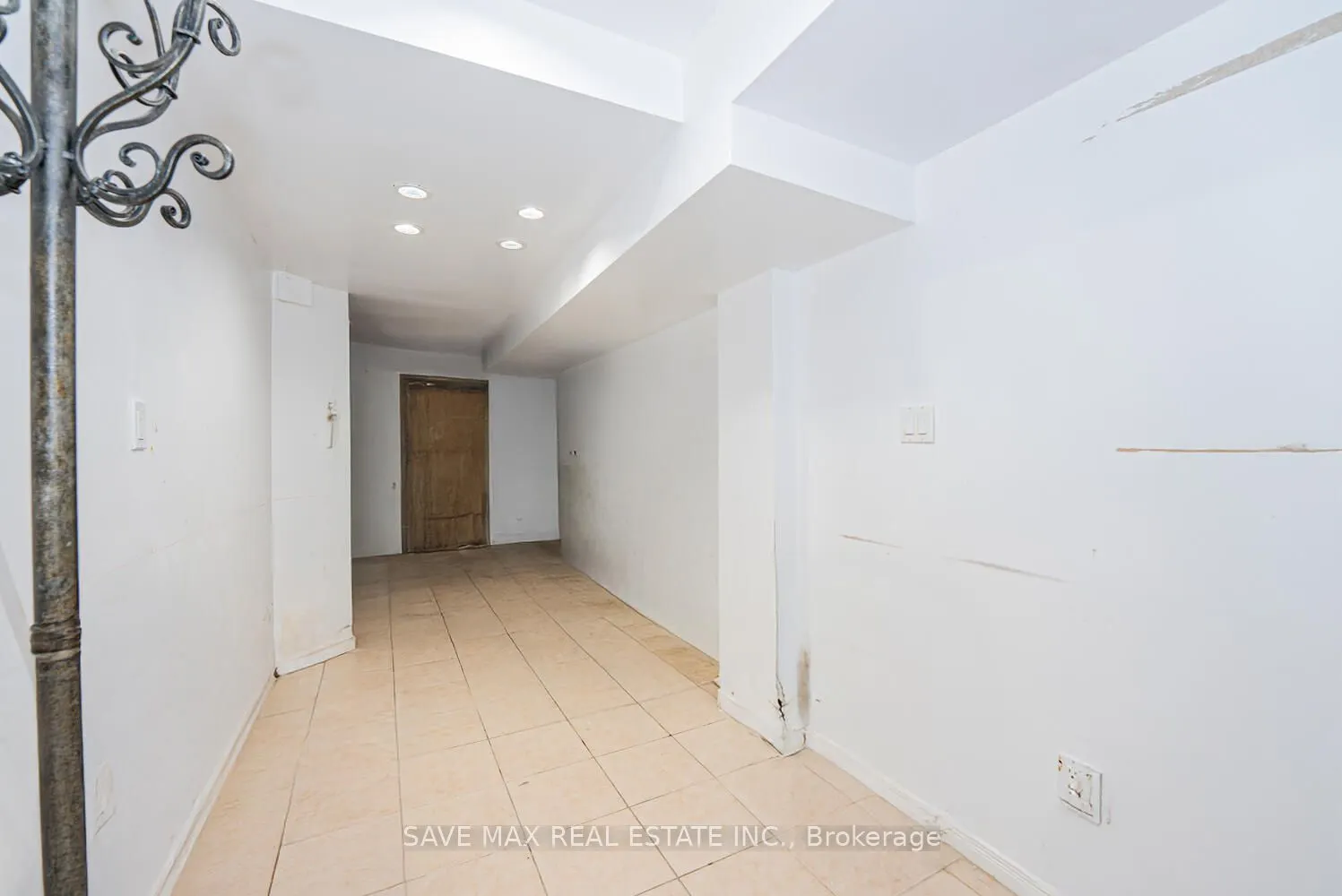 3 Gander Crescent