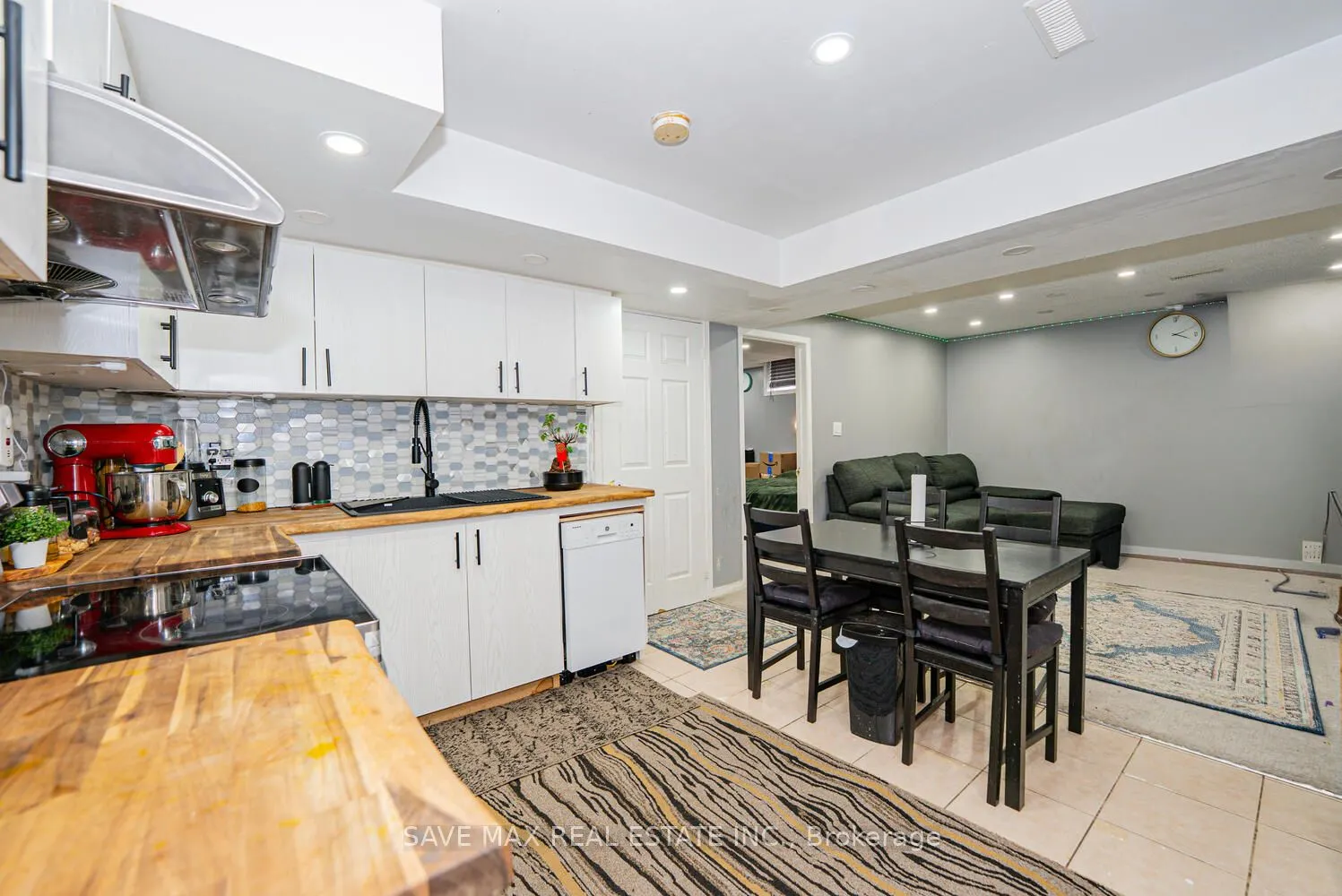 3 Gander Crescent