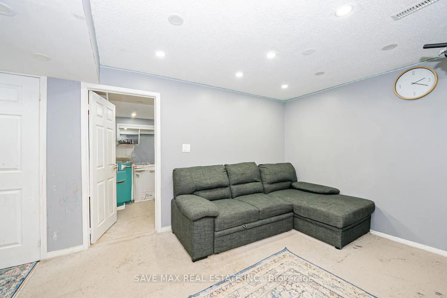 3 Gander Crescent