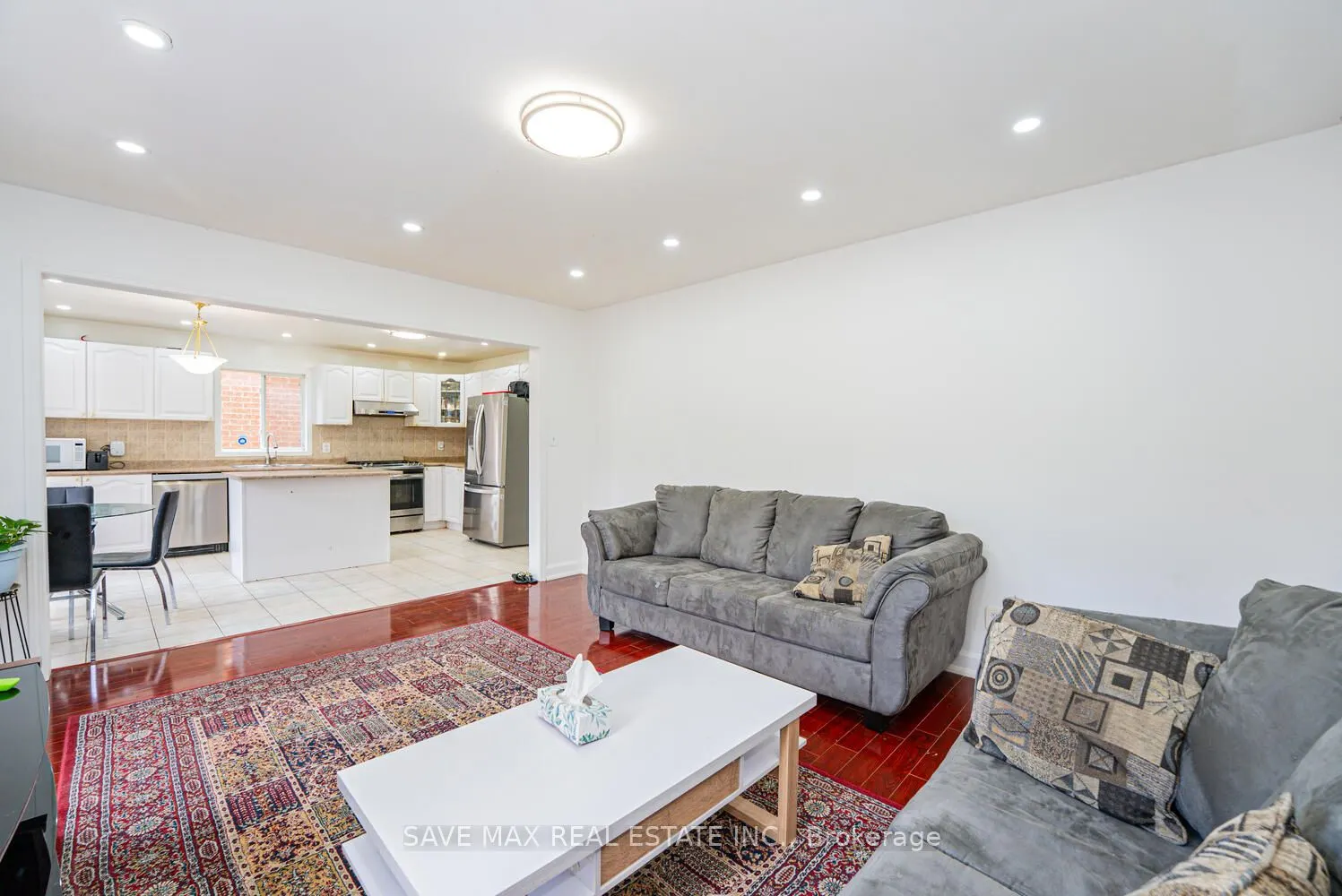 3 Gander Crescent