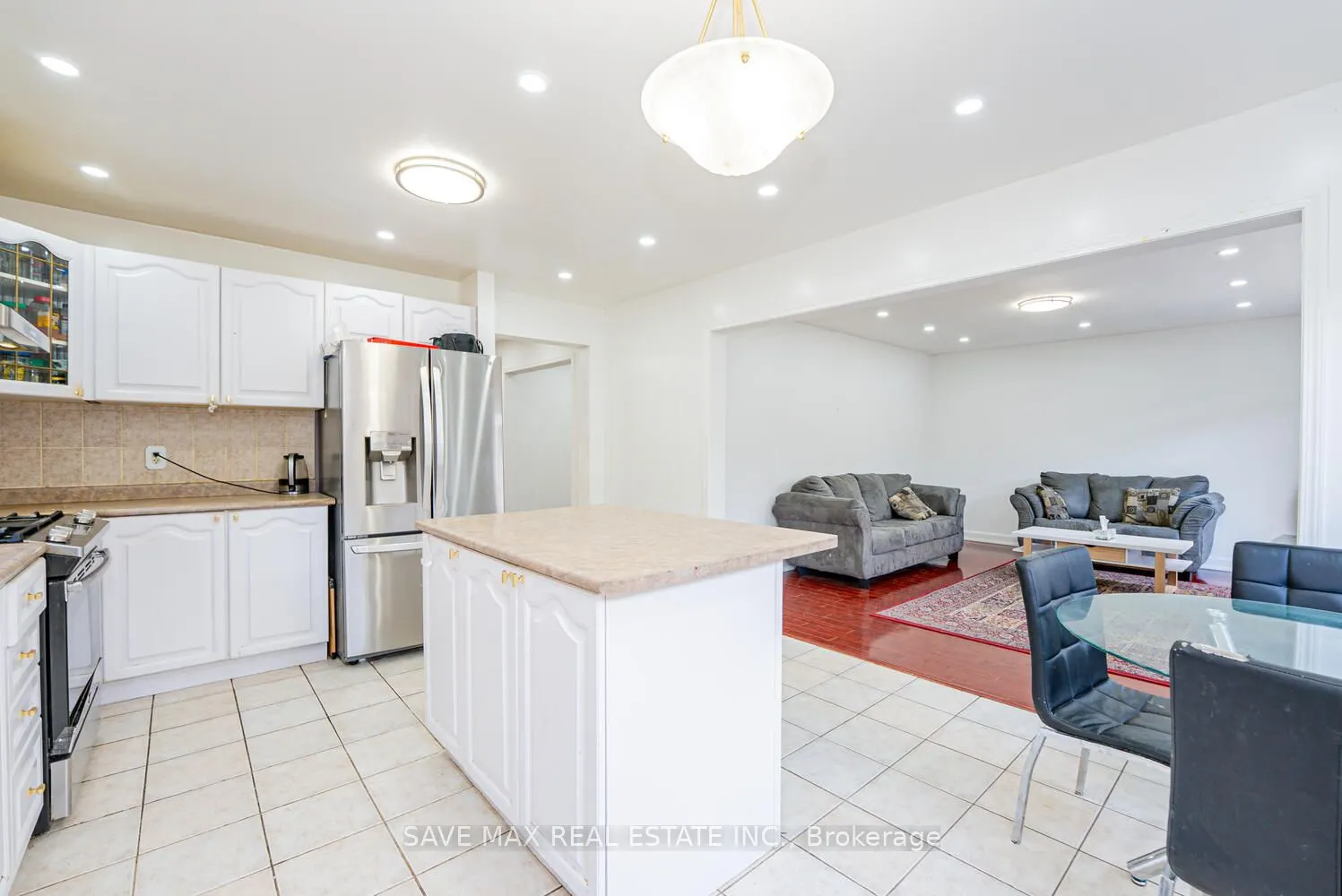 3 Gander Crescent