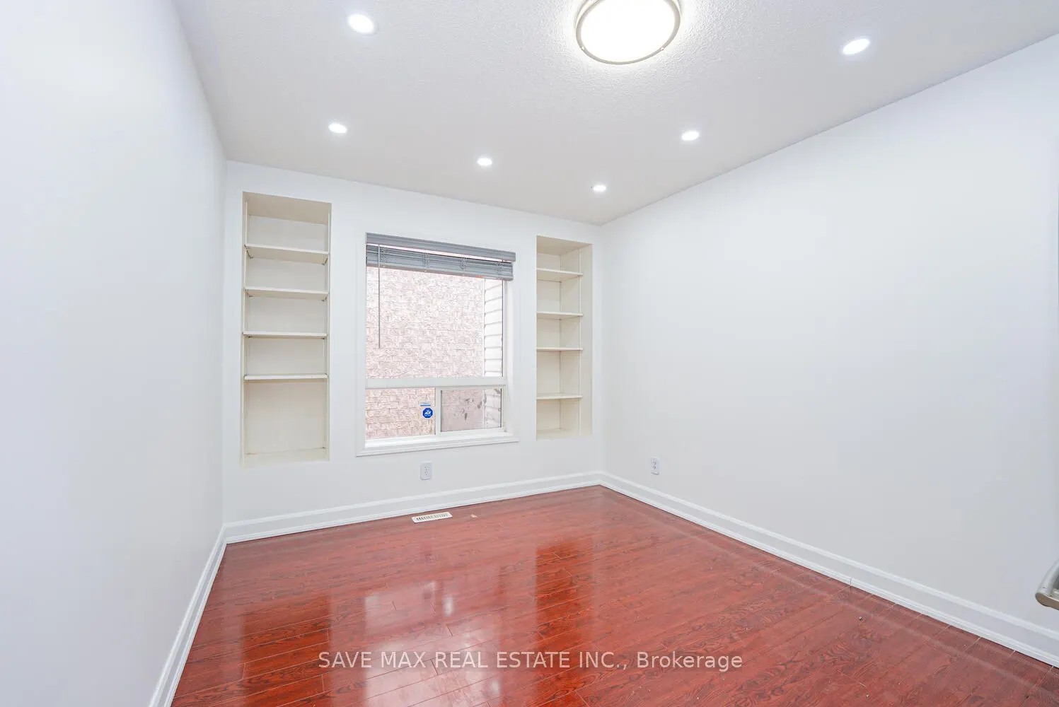 3 Gander Crescent