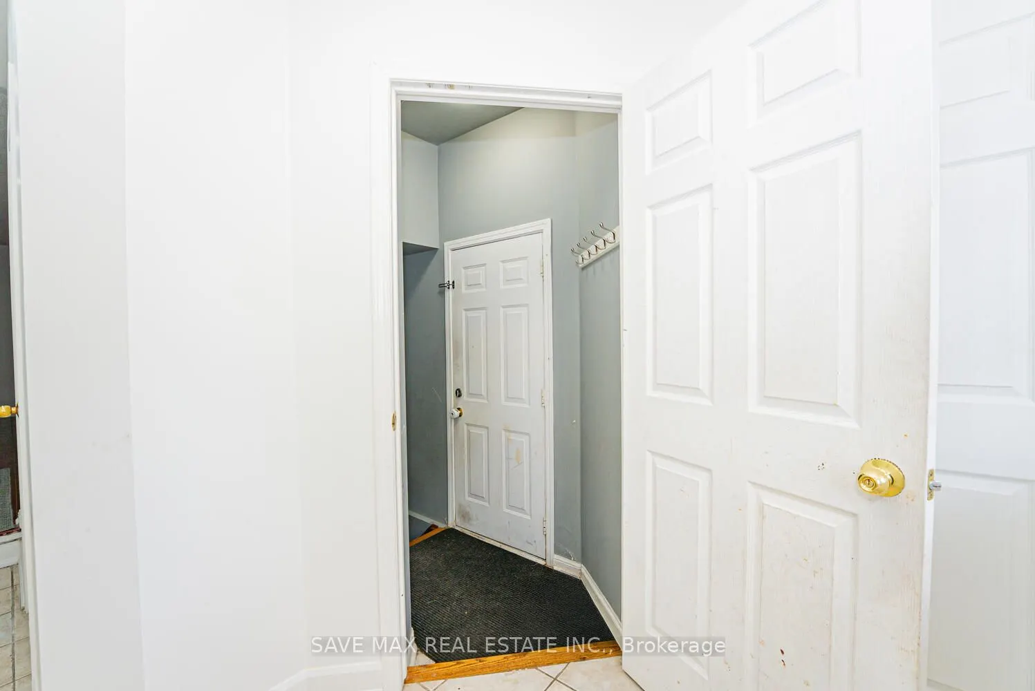 3 Gander Crescent