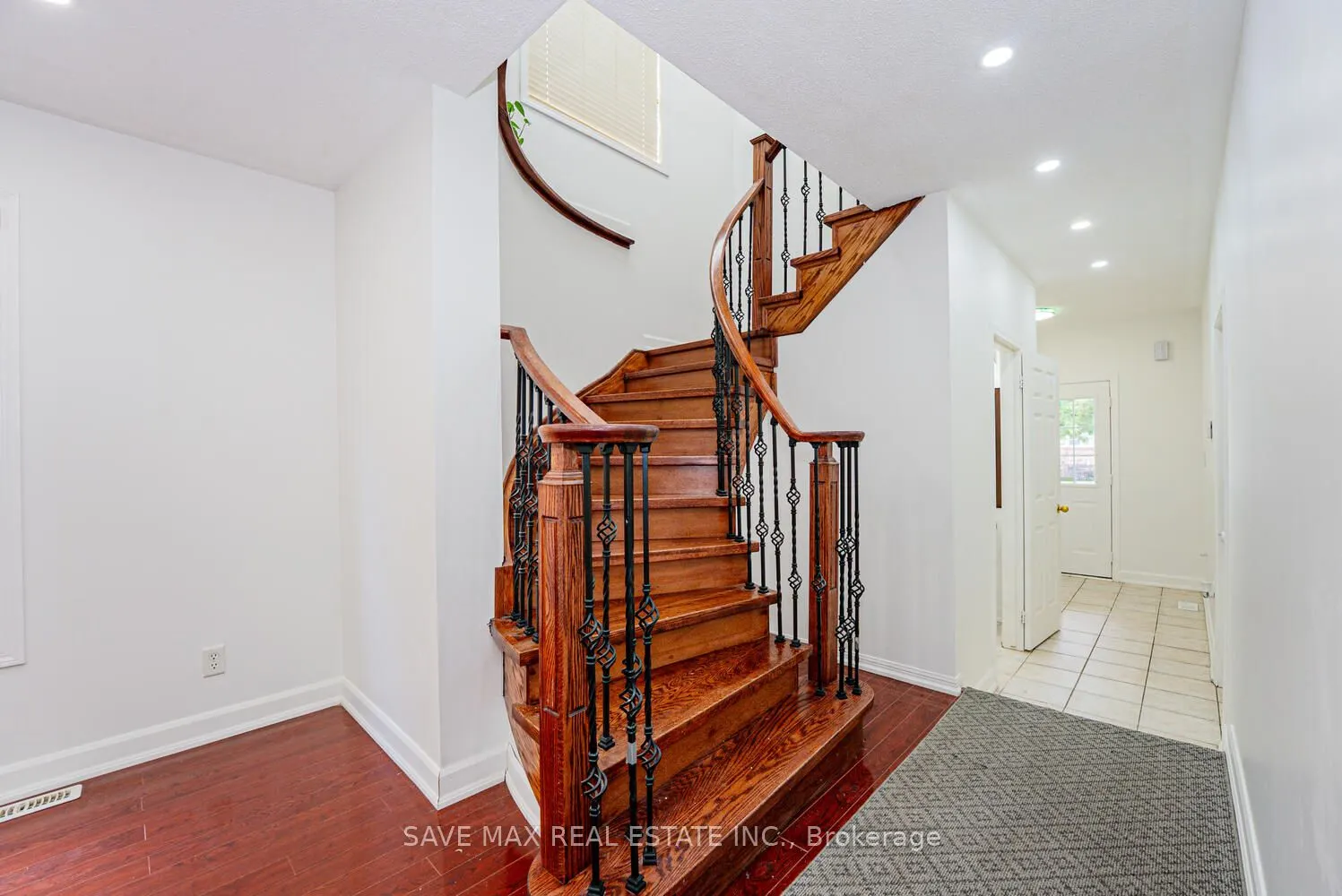 3 Gander Crescent