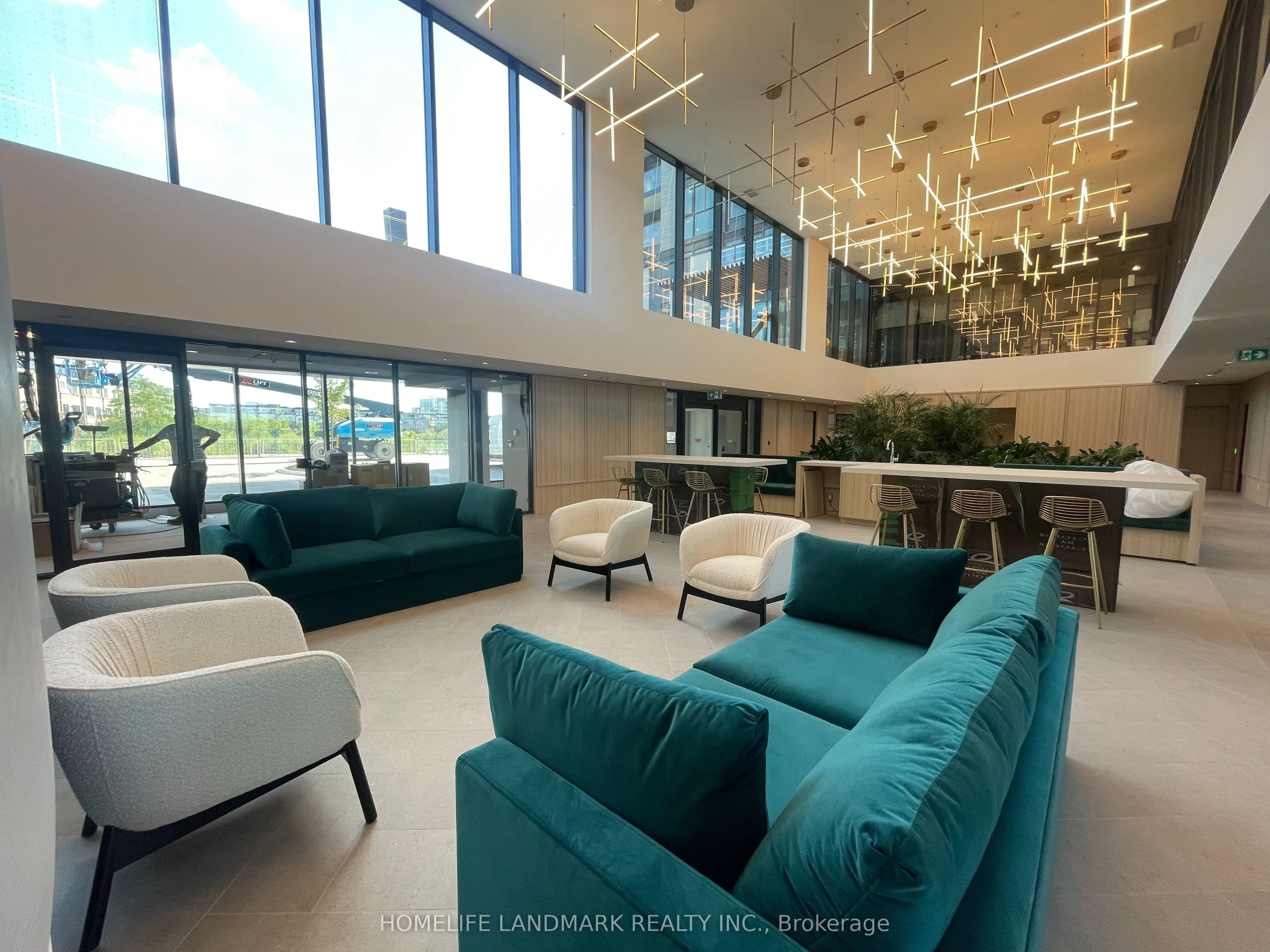 3079 Trafalgar Road, #603
