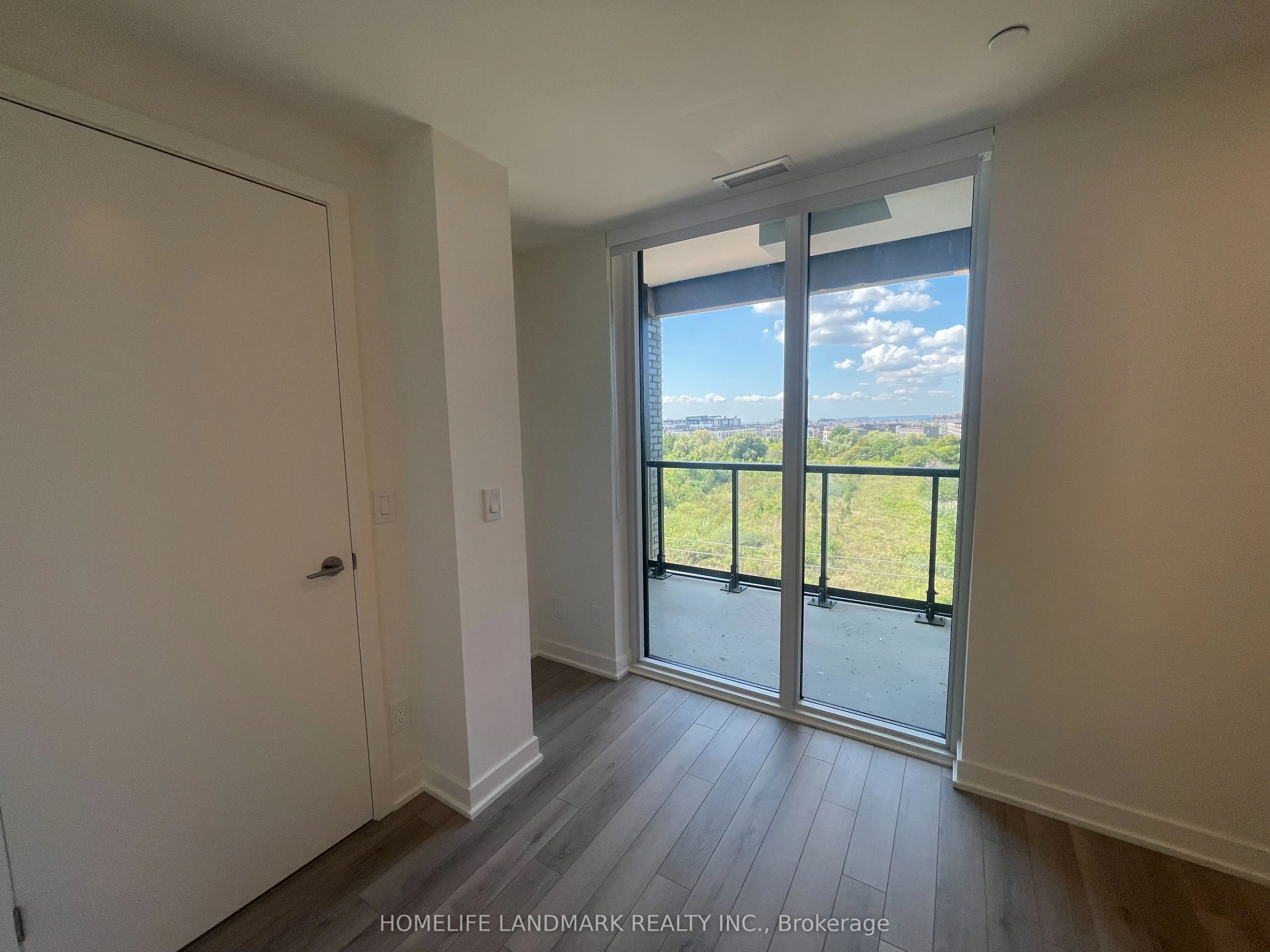 3079 Trafalgar Road, #603