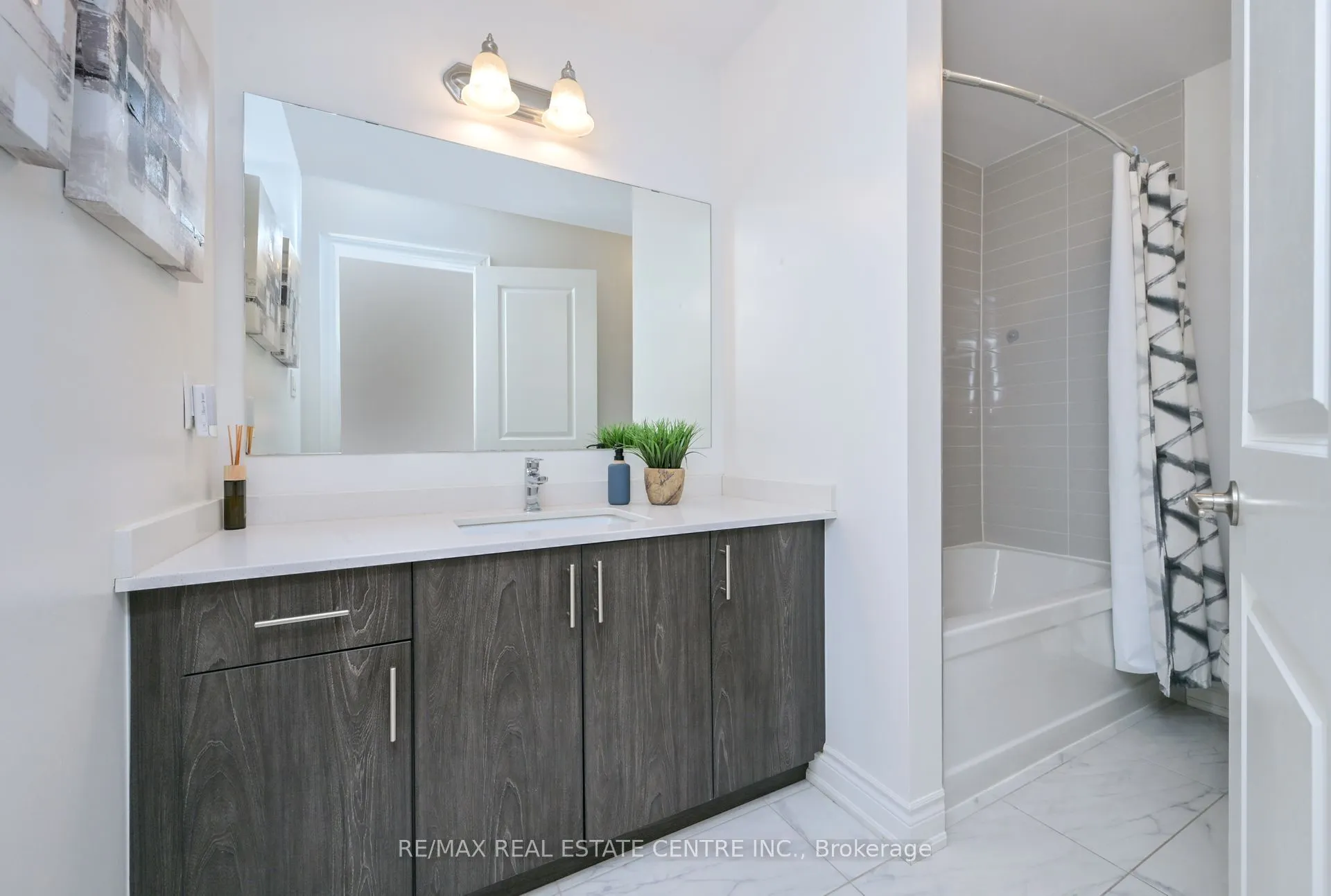1326 Raspberry Terrace