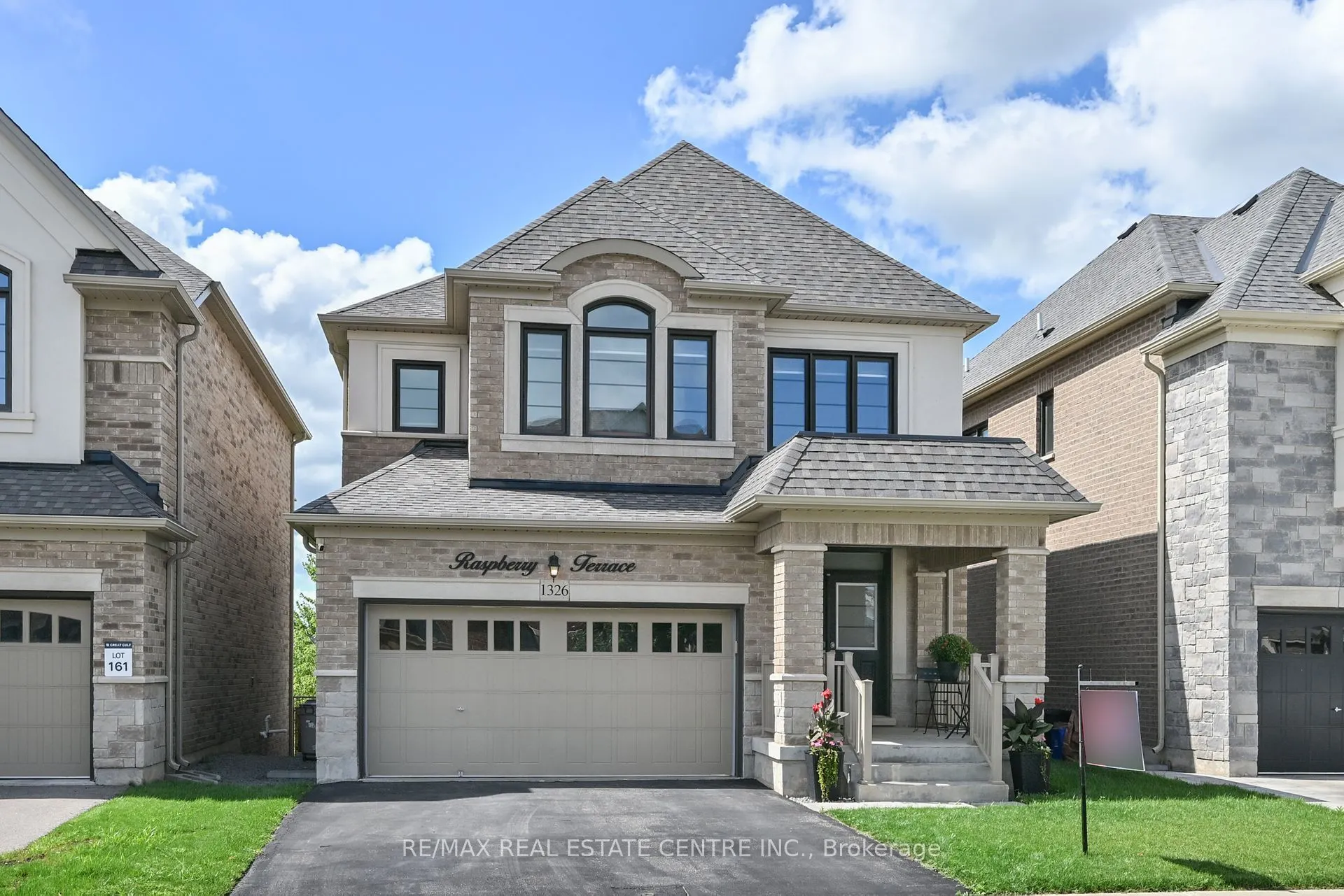 1326 Raspberry Terrace