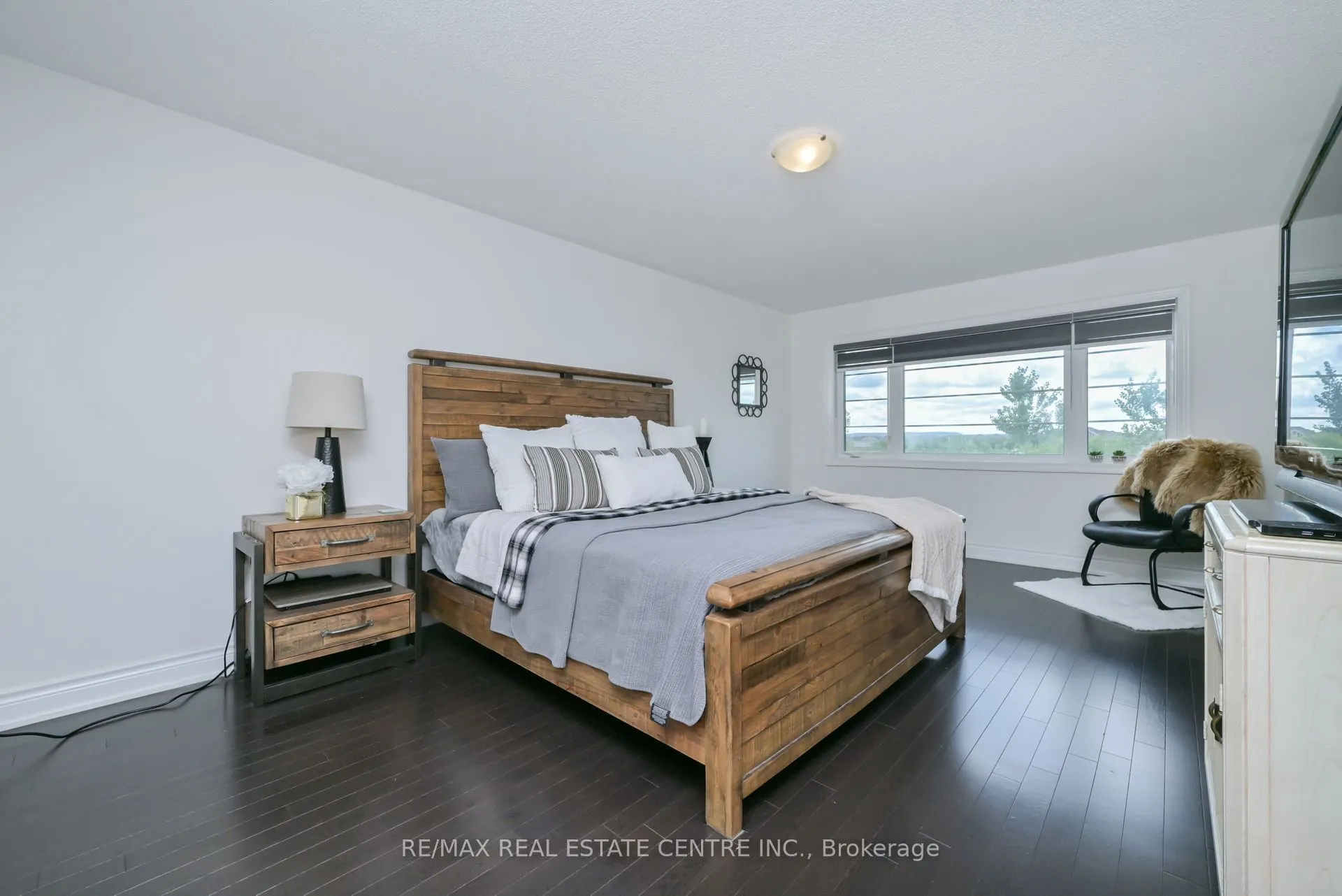 1326 Raspberry Terrace