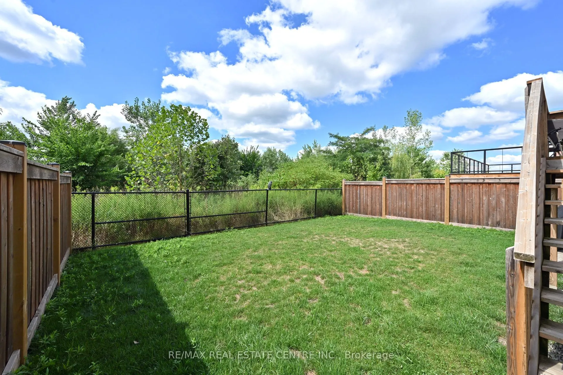 1326 Raspberry Terrace