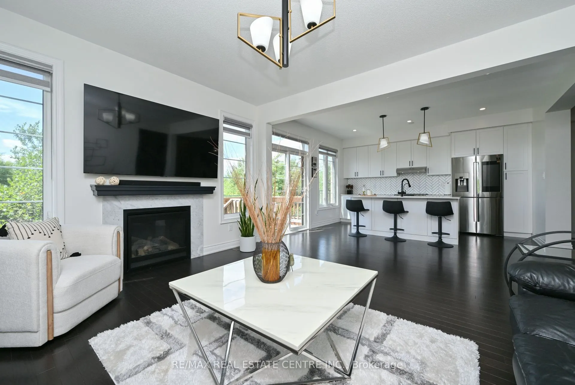 1326 Raspberry Terrace