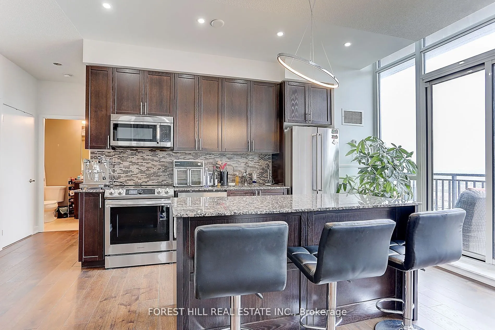 800 Lawrence Avenue W, #2121