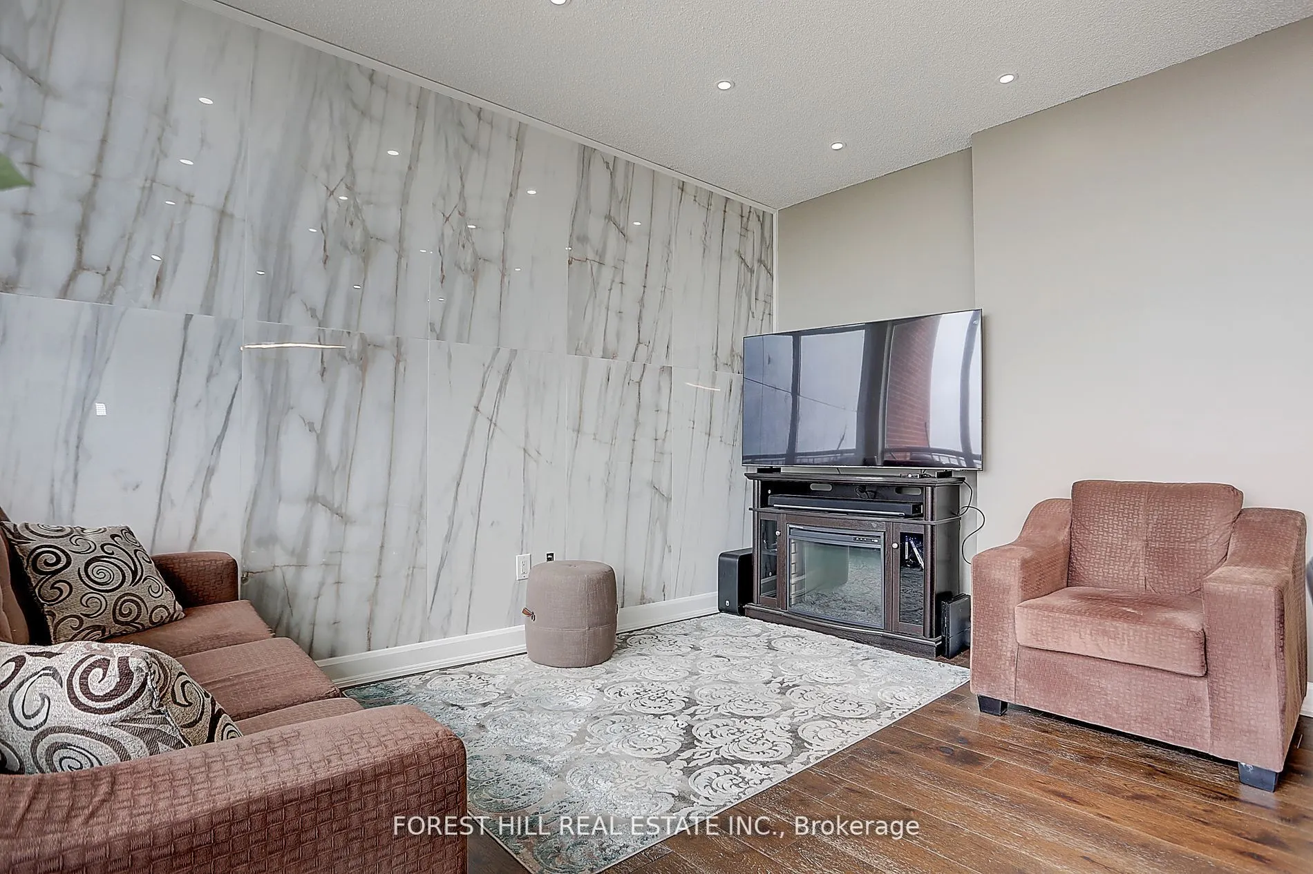 800 Lawrence Avenue W, #2121