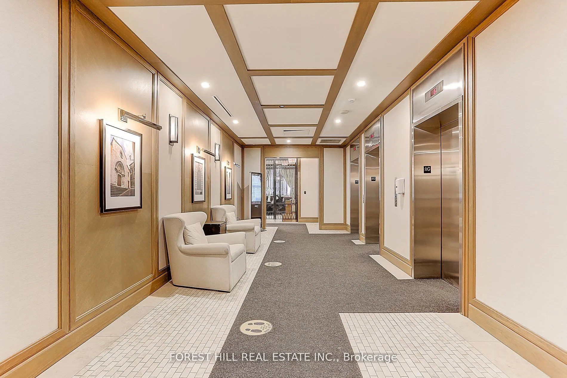 800 Lawrence Avenue W, #2121